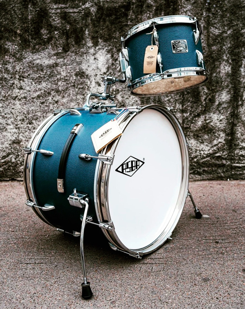 drum kit closeup in dark light